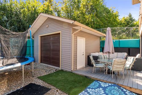 1180 Shuswap Street, Salmon Arm, BC - Outdoor With Exterior