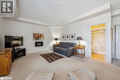 71 Bayberry Drive Unit# 212, Guelph, ON - Indoor Photo Showing Living Room