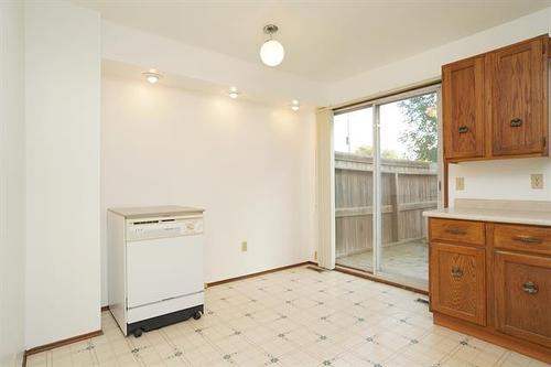 22 Price Dr, Winnipeg, MB 