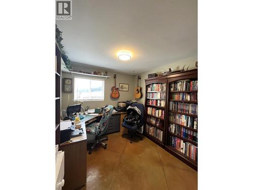 4425 Strawberry Heights Road, Kamloops, BC - Indoor Photo Showing Office