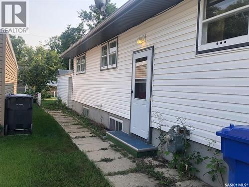 303 Fourth Avenue E, Canora, SK - Outdoor With Exterior