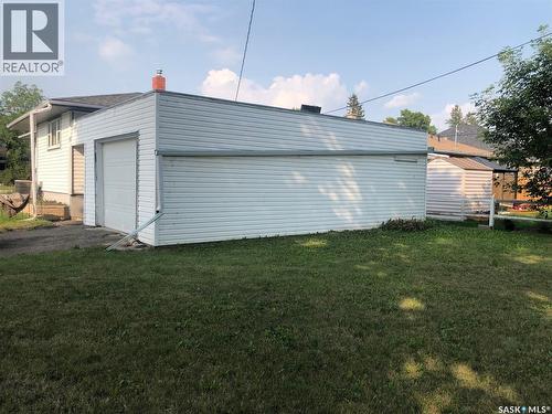 303 Fourth Avenue E, Canora, SK - Outdoor