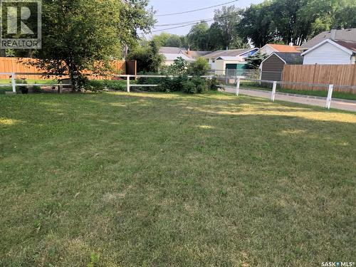 303 Fourth Avenue E, Canora, SK - Outdoor