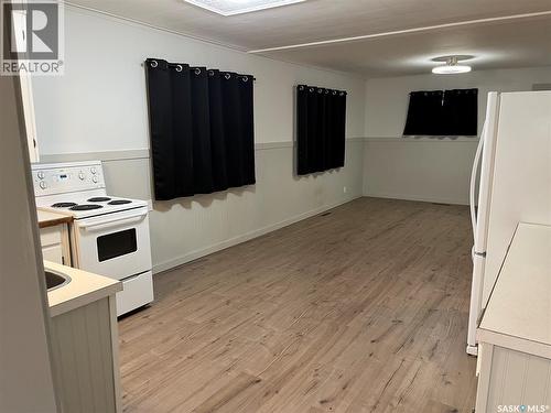 103 4Th Avenue E, Lafleche, SK - Indoor Photo Showing Kitchen