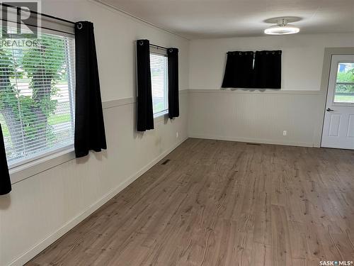 103 4Th Avenue E, Lafleche, SK - Indoor Photo Showing Other Room