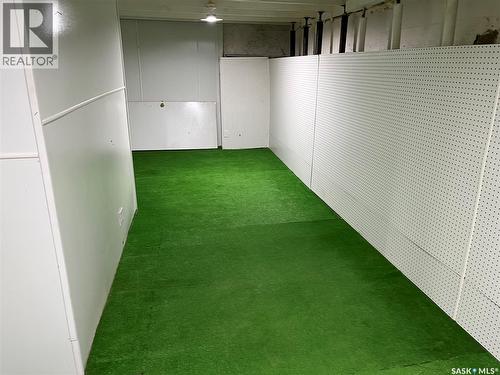 103 4Th Avenue E, Lafleche, SK - Indoor