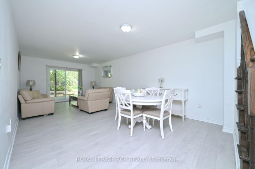21 Upper Highland N/A, New Tecumseth, ON - Indoor Photo Showing Dining Room