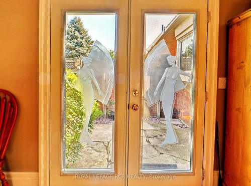 2-28 Reddington Drive, Caledon, ON - Indoor Photo Showing Other Room