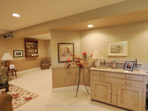 2-28 Reddington Drive, Caledon, ON - Indoor