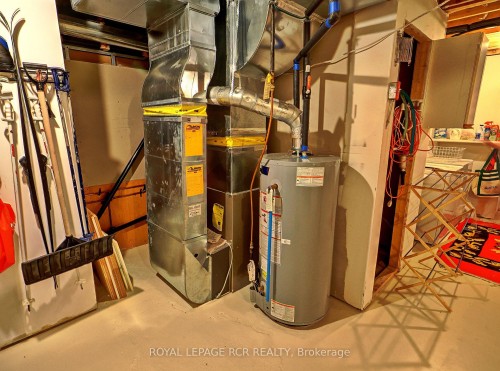 2-28 Reddington Drive, Caledon, ON - Indoor Photo Showing Basement