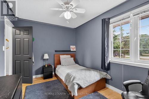 141 Bayshore Drive, Ramara, ON - Indoor Photo Showing Bedroom