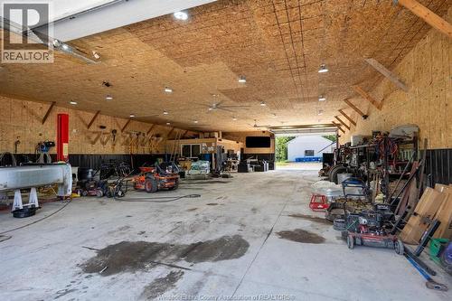 5801 Concession 5 North, Amherstburg, ON - Indoor Photo Showing Garage