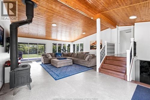 5801 Concession 5 North, Amherstburg, ON - Indoor Photo Showing Other Room