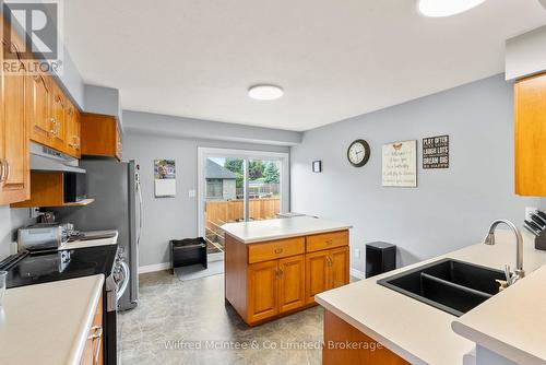 362 Westwood Drive, Brockton, ON - Indoor Photo Showing Kitchen With Double Sink