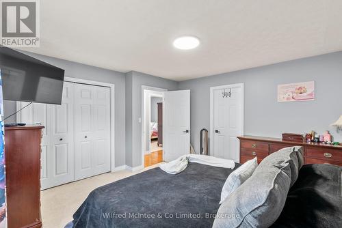 362 Westwood Drive, Brockton, ON - Indoor Photo Showing Bedroom