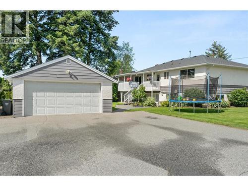 260 Gibbs Road, Kelowna, BC - Outdoor