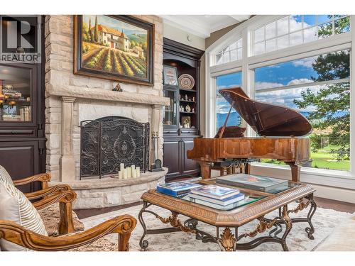 602 Falcon Point Way, Vernon, BC - Indoor Photo Showing Living Room With Fireplace