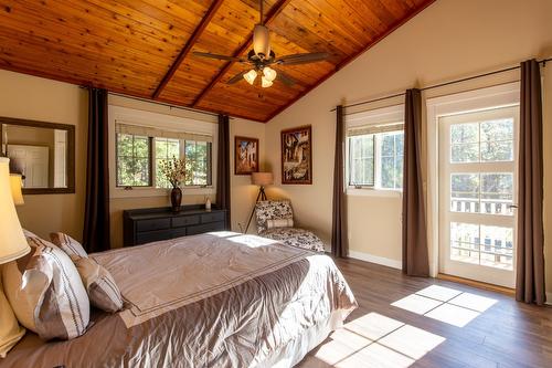 205 Peregrine Court, Osoyoos, BC - Indoor Photo Showing Bedroom