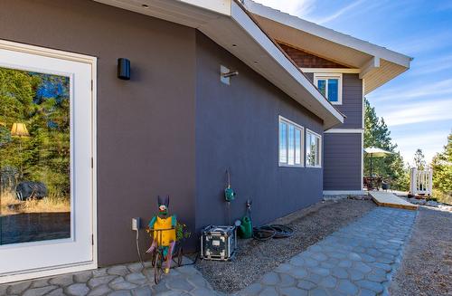 205 Peregrine Court, Osoyoos, BC - Outdoor With Exterior