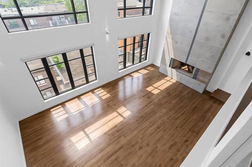 Salon - 403-2150 Boul. Pie-Ix, Montréal (Mercier/Hochelaga-Maisonneuve), QC - Indoor Photo Showing Other Room