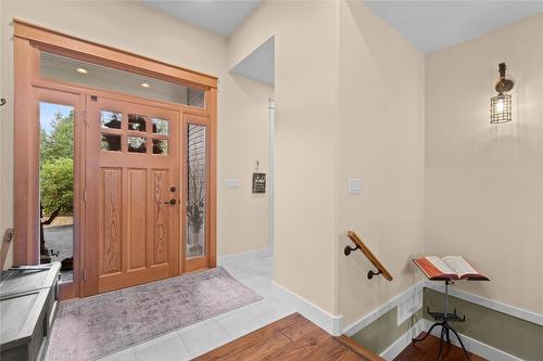 5100 Haynes Road, Vernon, BC - Indoor Photo Showing Other Room