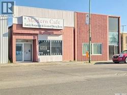 112 & 114 Saskatchewan AVENUE W  Outlook, SK S0L 2N0