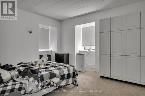 236 Burnham Street, Peterborough East (Central), ON - Indoor Photo Showing Bedroom