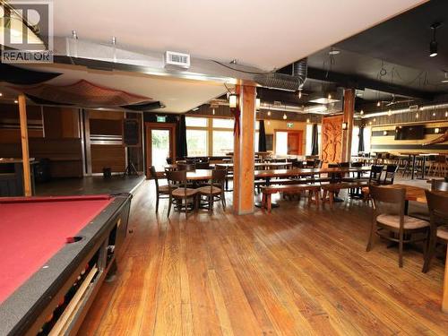 5987 Lund, Powell River, BC - Indoor