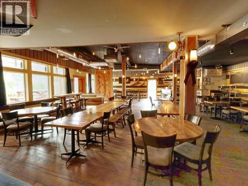 5987 Lund, Powell River, BC - Indoor Photo Showing Dining Room