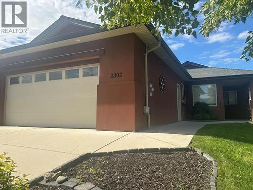 2302 Pine Vista Place  West Kelowna, BC V4T 2Y1