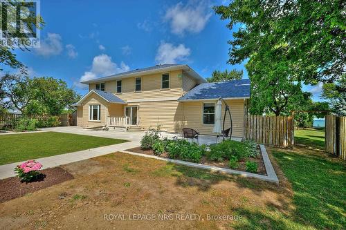 Back of the house - 4040 Lakeshore Road, Lincoln (Lincoln Lake), ON - Outdoor
