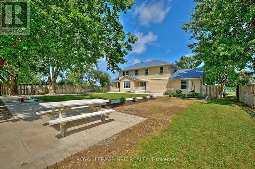 4040 Lakeshore Road, Lincoln (Lincoln Lake), ON - Outdoor