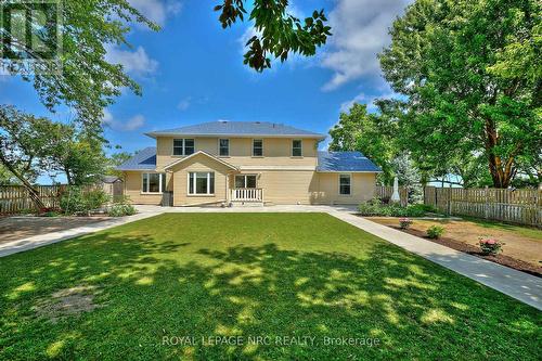 Back of the house - 4040 Lakeshore Road, Lincoln (Lincoln Lake), ON - Outdoor