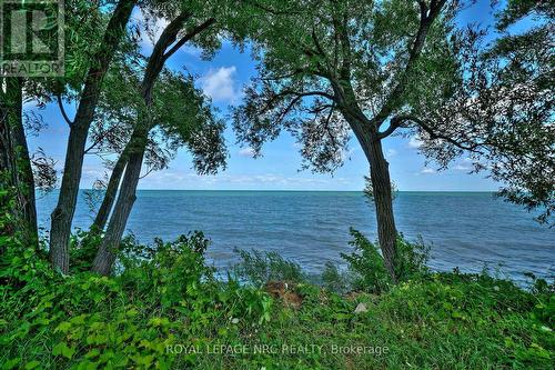 4040 Lakeshore Road, Lincoln (Lincoln Lake), ON - Outdoor With Body Of Water With View