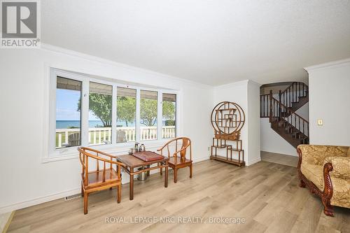 Waterview all year round - 4040 Lakeshore Road, Lincoln (Lincoln Lake), ON - Indoor Photo Showing Other Room