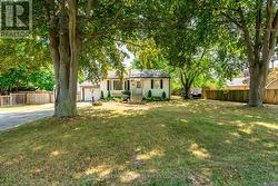 14 GERMORDA DRIVE  Oakville, ON L6H 1A8