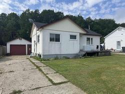 111 Warbler Drive  Manitouwadge, ON P0T 2C0