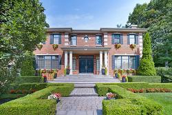 4 Rue Edgewood  Dollard-Des-Ormeaux, QC H9A 3J9