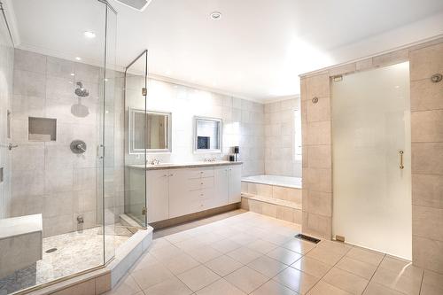 Salle de bains attenante à la CCP - 4 Rue Edgewood, Dollard-Des-Ormeaux, QC - Indoor Photo Showing Bathroom
