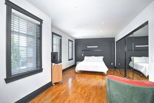 Chambre à coucher - 4 Rue Edgewood, Dollard-Des-Ormeaux, QC - Indoor Photo Showing Bedroom