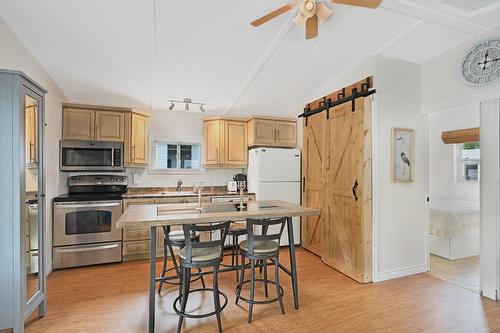 Other - 61  - 61A Av. De Venise O., Venise-En-Québec, QC - Indoor Photo Showing Kitchen