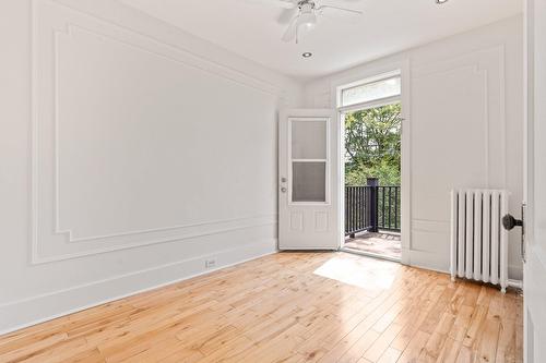 Chambre à coucher - 4275 Av. Beaconsfield, Montréal (Côte-Des-Neiges/Notre-Dame-De-Grâce), QC - Indoor Photo Showing Other Room