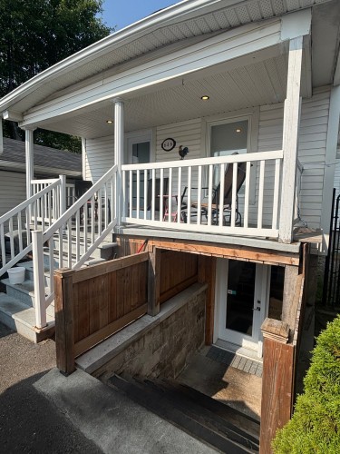 Façade - 646  - 646A Rue Principale, Saint-Roch-De-Richelieu, QC - Outdoor With Exterior