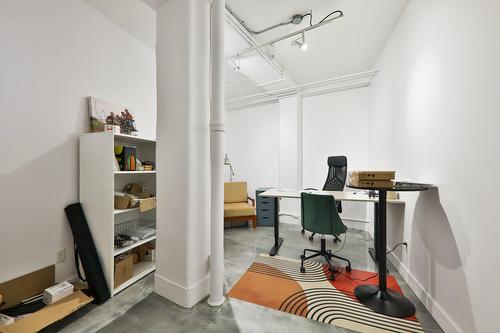 Office - 2-1874 Rue Notre-Dame O., Montréal (Le Sud-Ouest), QC 