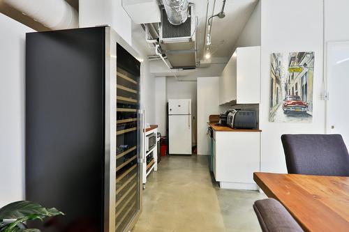 Cafeteria - 2-1874 Rue Notre-Dame O., Montréal (Le Sud-Ouest), QC 