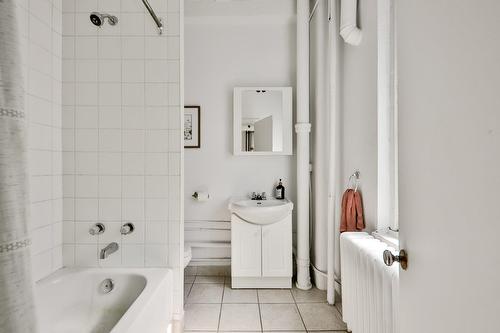 Bathroom - 2-1874 Rue Notre-Dame O., Montréal (Le Sud-Ouest), QC 