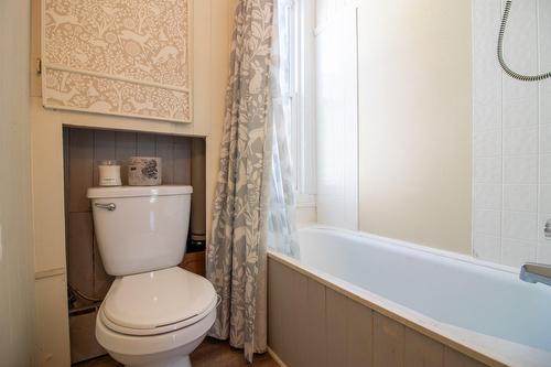 Salle de bains - 245 5E Avenue, Shawinigan, QC - Indoor Photo Showing Bathroom
