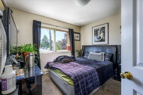3116 Barons Rd, Nanaimo, BC - Indoor Photo Showing Bedroom