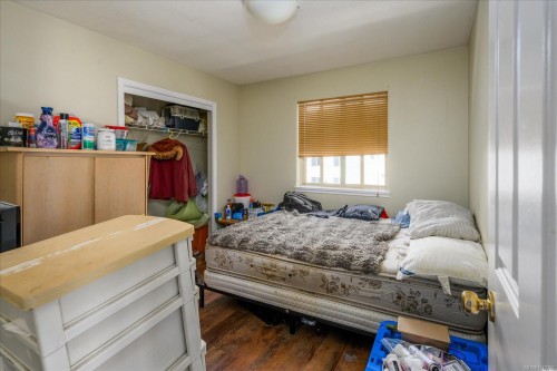 3116 Barons Rd, Nanaimo, BC - Indoor Photo Showing Bedroom