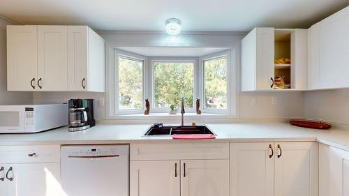 320 Macleod Street, Kitchener, BC 